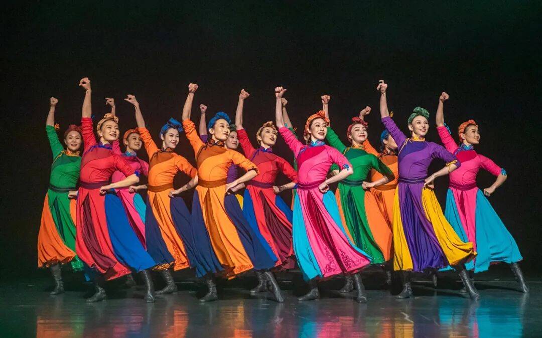 我區文藝創作領域喜訊頻傳，碩果累累展時代新貌